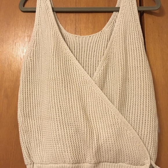 Moon and Madison Sweater Wrap around summer sweater - Picture 3 of 3